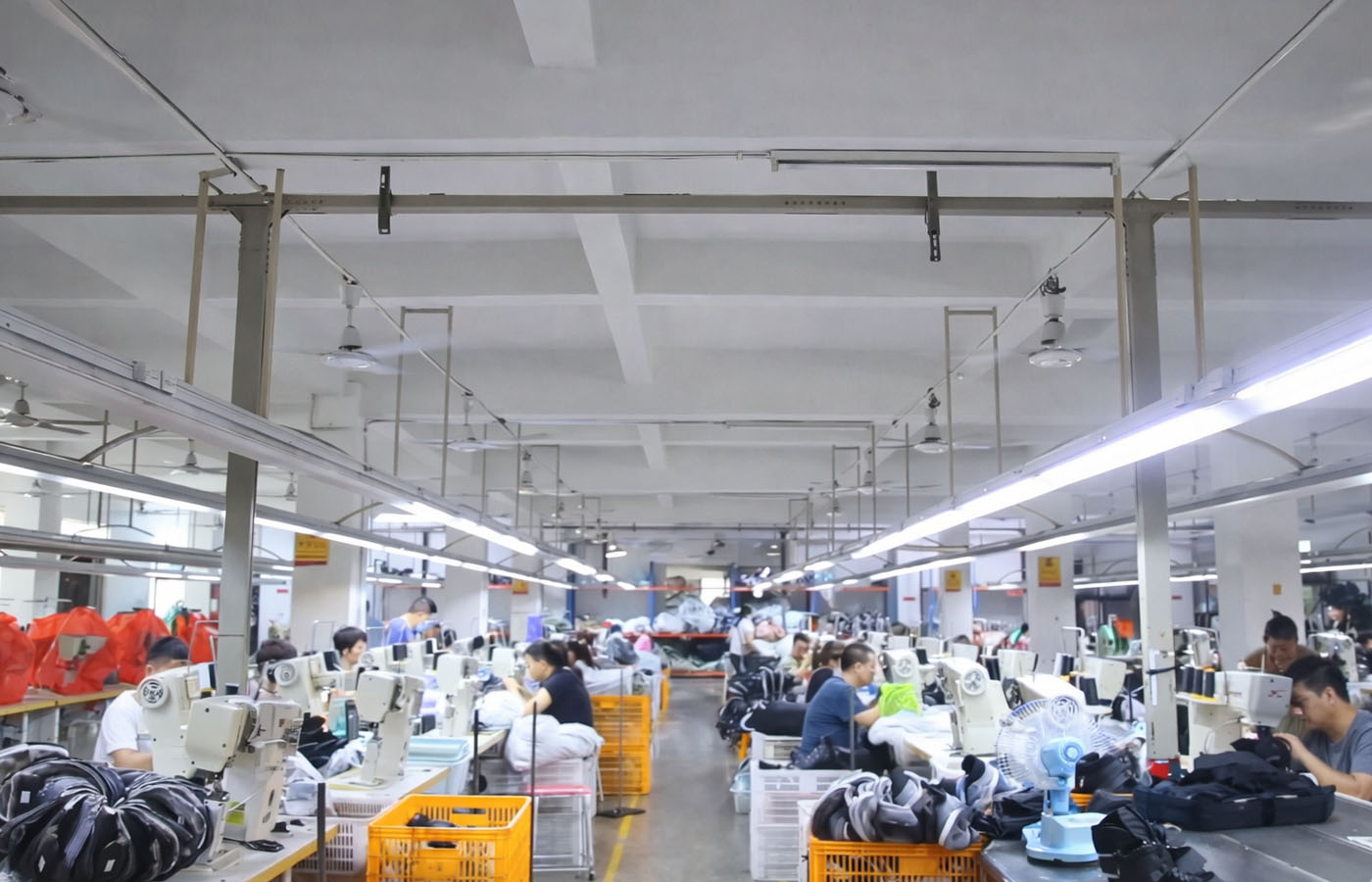 Home 8 Main barefoot shoe production floor view at Keytop factory in Jinjiang